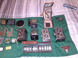 Rolleicord Rolleicord TLR 120 Film Camera Black Lot w/ Accessories Filters Cases