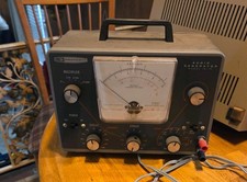 Heathkit IG-72 AC Audio Generator w/ Analog Voltmeter 0-3 RMS V, 20-100k cycles