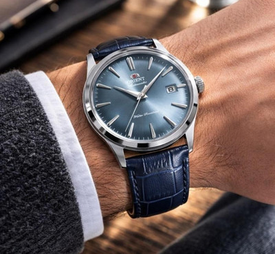 Orient Herren Automatik Uhr RA-AC0030L30B Bambino Leder 40,5mm blaues Zifferblatt 30M