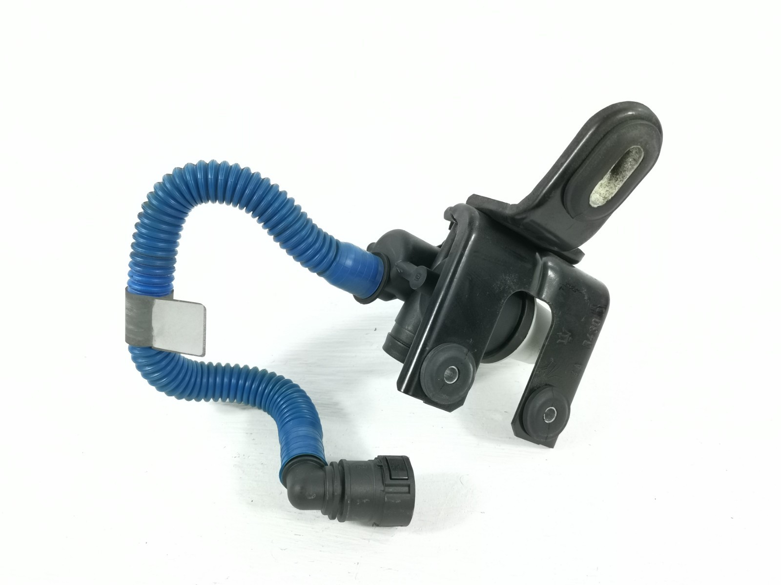 Maserati Ghibli S AWD 3.0L Auto 2014 Fuel Emission System Leak Detection Pump