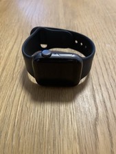 Apple Watch SE 1. Generation (2020) GPS 40mm,...