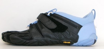 Vibram Women's V-Train 2.0 Sneaker, Black/Light Blue, 39 EU / 8-8.5 US - USE