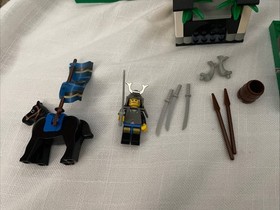 Lego Castle: Ninja 6093 Flying Ninja's Fortress with Instructions and Box