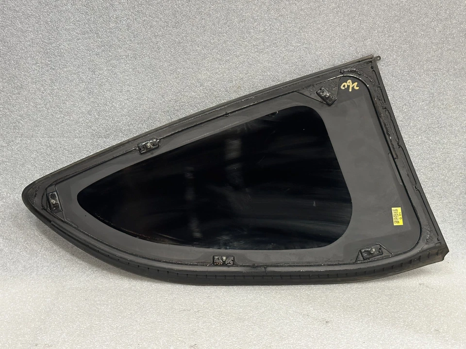 2010-2012 Hyundai Genesis Coupe Rear LEFT Quarter Glass OEM 87810-2M000 - Image 3 of 3