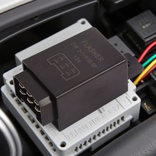 Blinkrelais 12V 21W 2+1+1 Blinkgeber Traktor Trecker Oldtimer Blinker-RelaisFe