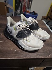 Nike Kyrie 3 Team Low Black White for Sale | Authenticity