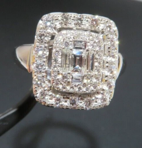 14K WG NATURAL DIAMOND CLUSTER RING 0.85 tcw SZ 5.25  7.80 grams (G133263)