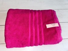 KATE SPADE Hot Pink / Fuchsia Bath Towel 30" x 56" NEW