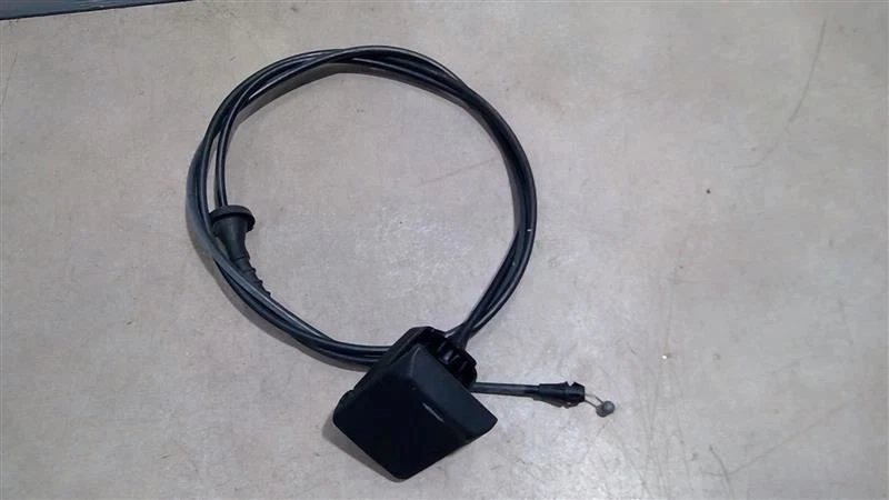 Chevrolet Malibu 2016-2020 cable de liberación del capó 23282313 Foto 2 de 4