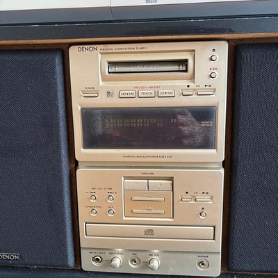 DENON CD MD ほかオーディオシステム　D-MD11 Denon D-MD11 CD MD Stereo System Speakers Remote Tested Tray Issue
