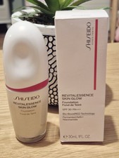 Shiseido Revitalessence Skin Glow Foundation Bio-Boost 110 Alabaster New RRP£51