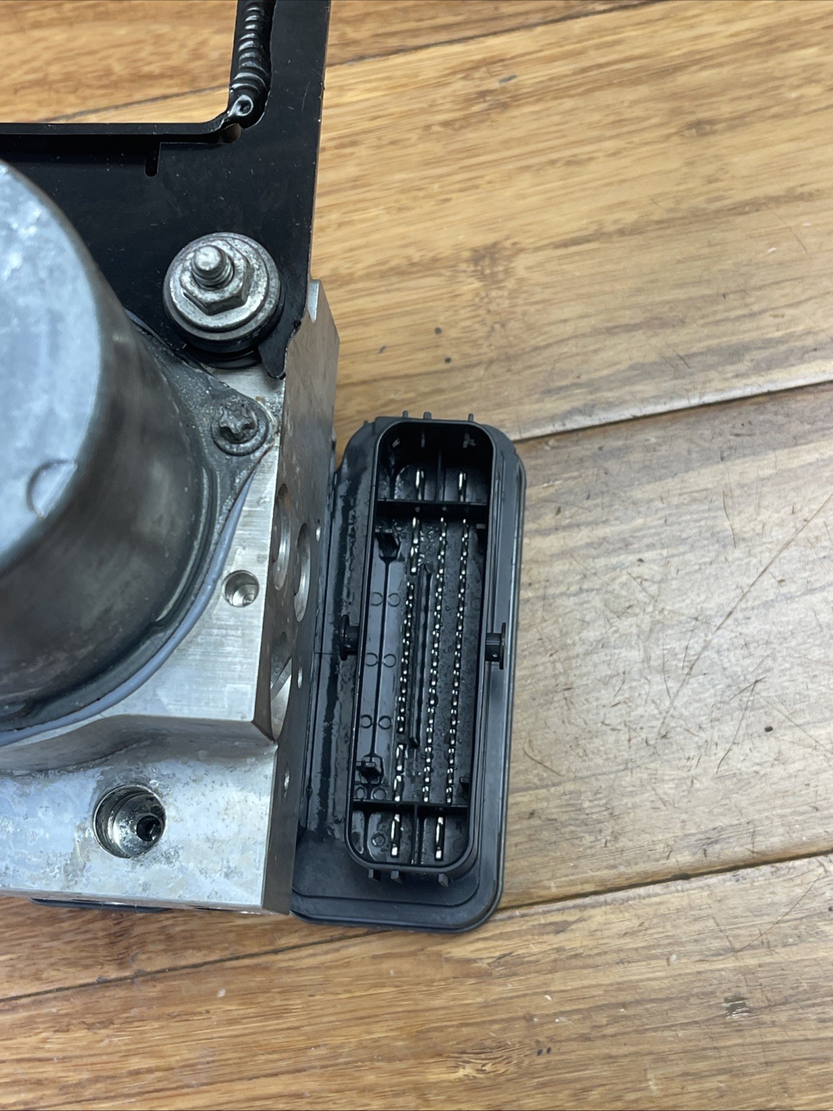 2018-2020 Ferrari Portofino F164 Anti-Lock ABS Brake Pump Module Assembly OEM