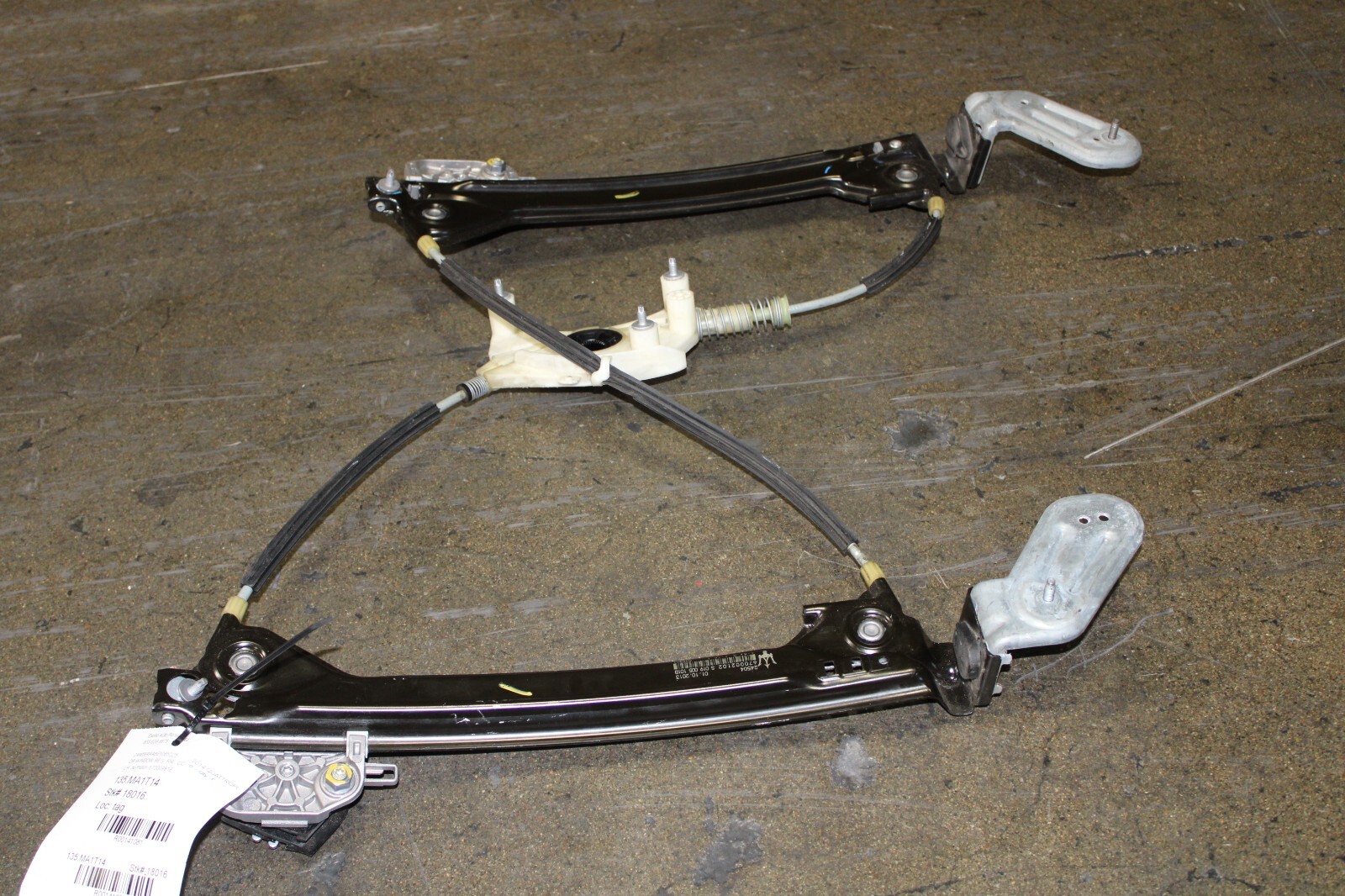 2014 Maserati Quattroporte, LH, Rear Window Regulator, No Motor, Used, 670009818