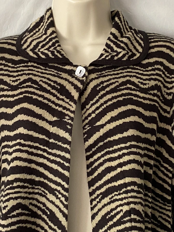 Kim Rogers Cárdigan Suéter Mujer PXL Tostado Negro Estampado Animal Mob Esposa Dinero Antiguo Foto 2 de 4