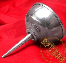 Vintage SINGER Sewing Machine Oiler Tin Oil Can Container 36569