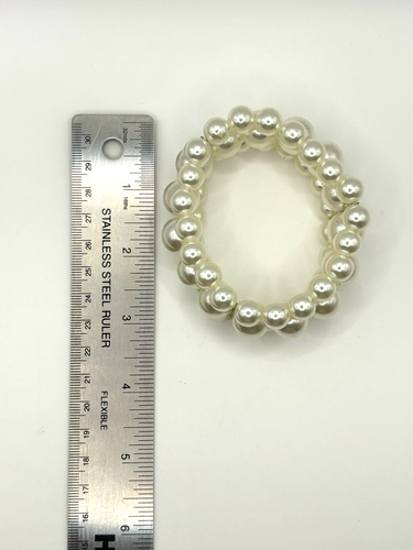 Vintage 3 Strand Graduated Imitation Pearl Layered Necklace Stretch Bracelet Set - Picture 19 of 21