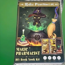 Magic Pharmacist DIY Book Nook Kit  Cutebee 282 Pcs NEW  Potions Blackcat Spooky