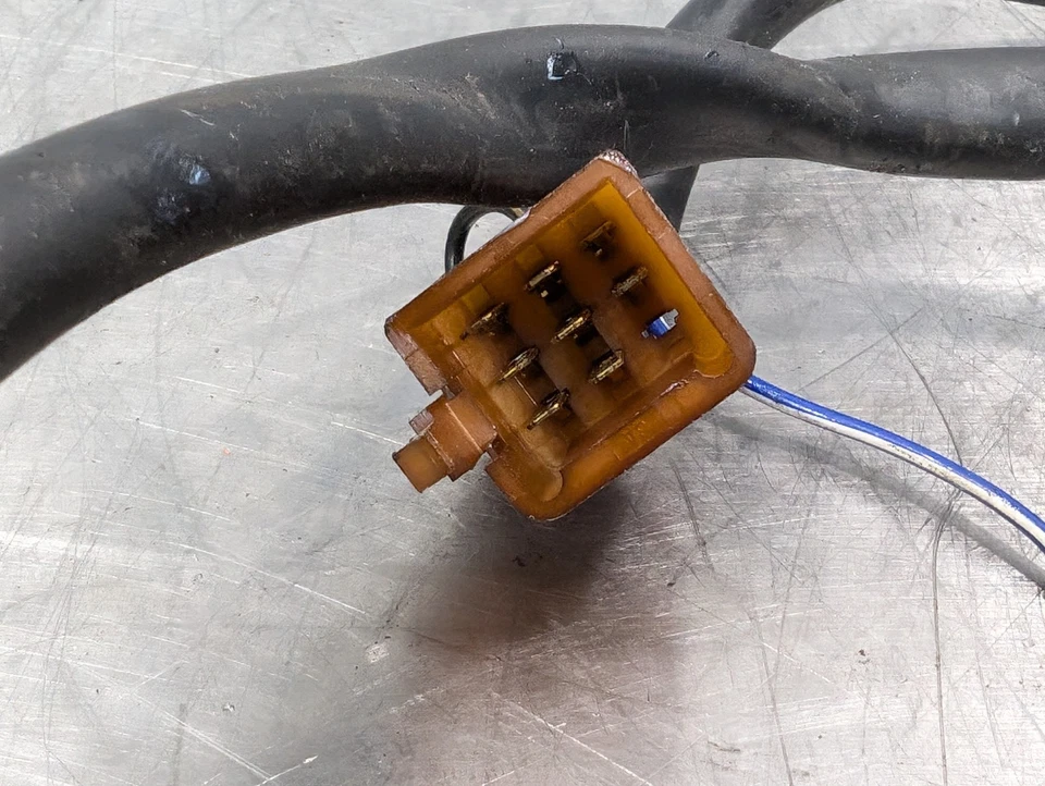 Honda VT1100 Shadow Sabre Spirit Ace 95-07 OEM Starter Switchbox Killswitch Assy - Image 4 of 4