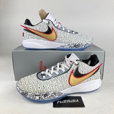 *Display Pair* Nike LeBron XX 20 DJ5423-100 Men's Size 8.5 Shoes #203C
