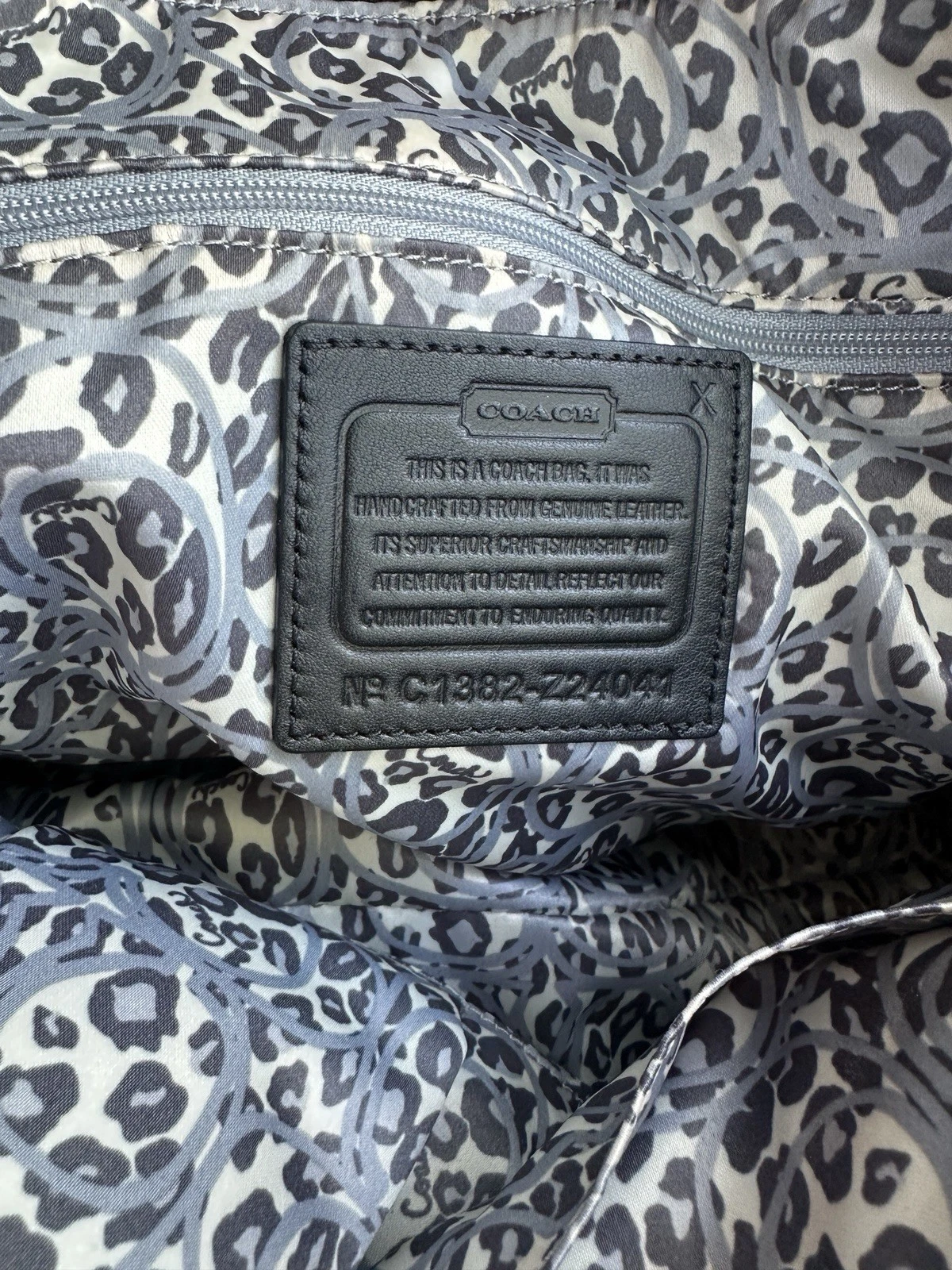 Borsa Coach Nancy in pelle verniciata Z24041 nera a mano