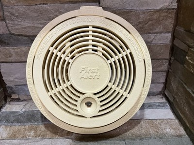 Vintage - First Alert SA67D Battery Powered Smoke Detector Used - 1987