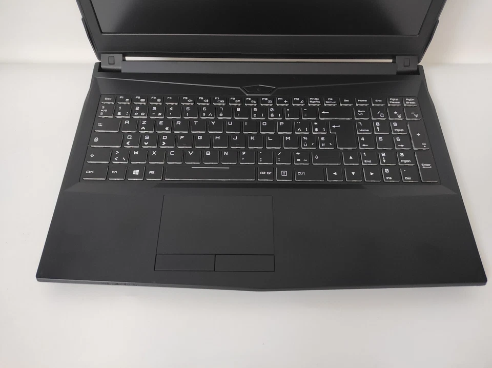 PORTATILE NOTEBOOK CLEVO N850HP INTEL CORE I7-7700HQ 16GB RAM 256GB SSD WIN 11 - Immagine 2 di 4