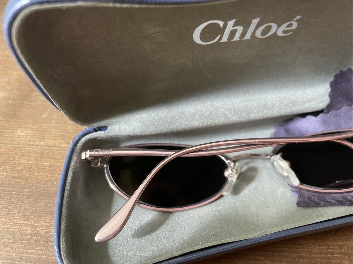 Like new, women’s, semi oval, grey frame, Chloé sunglasses. Ce704s Chloe CE704S 001 Sunglasses Women main image 4