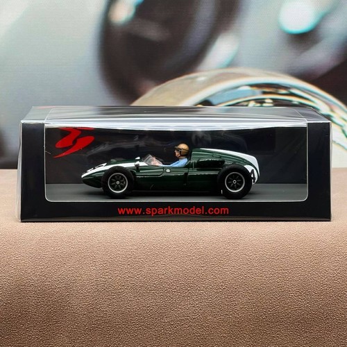 Figurine Jack Brabham F1 Cooper T51 1959, échelle 1/18, Résine, Schuco/Spark