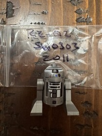 Lego Star Wars Figures R2-R7 Sw0168 - R5-D4 Sw0029 - R2D2 Sw0028 - R2-Q2 Sw0303