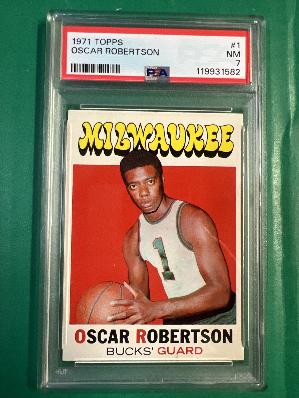 1971 TOPPS #1 Oscar Robertson PSA 7 NM Just Graded HOF Looks Nicer Free Shipping
