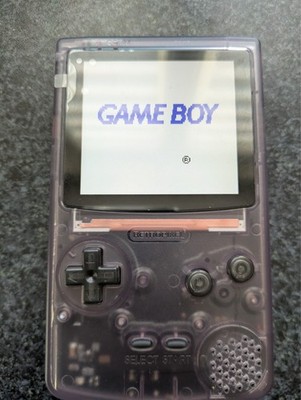 Funnyplaying Game Boy Color, Atomic Purple