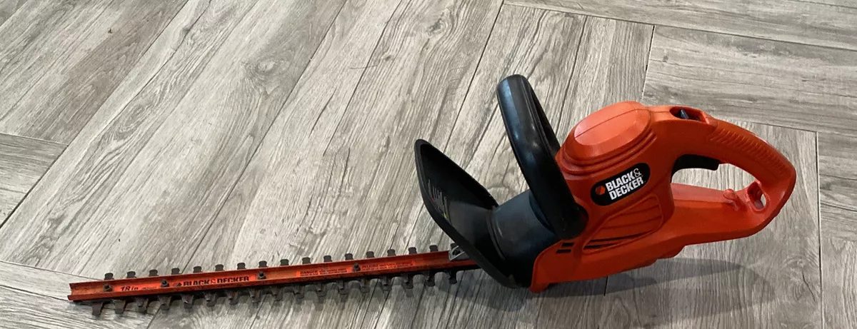 Black & Decker Corded Hedge Trimmer