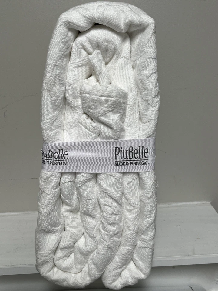 Edredón Cobertor PiuBelle Jacquard Queen 88" x 94" Blanco 85% Algodón Casa Nuevo con Etiquetas Foto 2 de 4