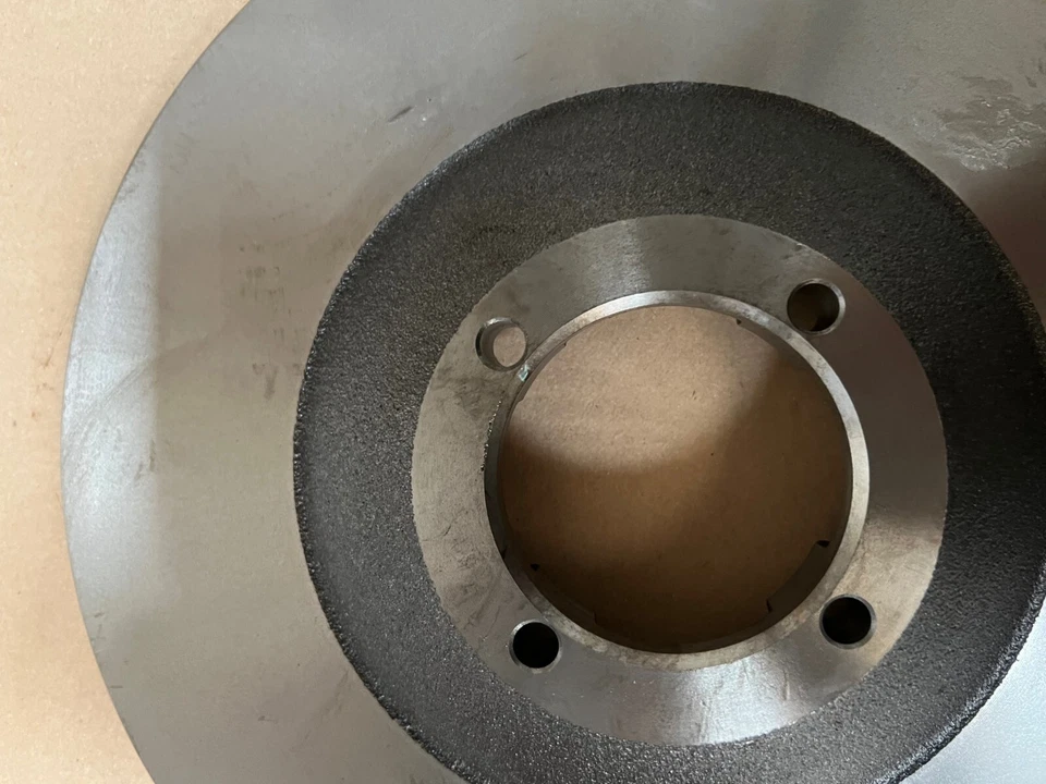 NEW PAIR FRONT BRAKE DISCS OE QUALITY FOR VIVA & MAGNUM & JENSEN HEALEY -as D533 - Image 3 of 4