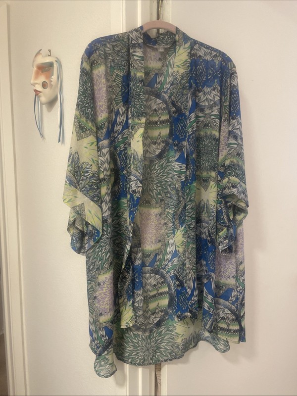 Pretty Valerie Stevens Deco Design Green/blue Kimono /Topper XL