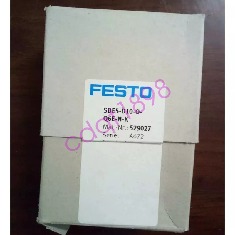 1PC New Festo SDE5-D10-O-Q4E-P-K Pressure Sensor In Box Brand new Fast Shipping