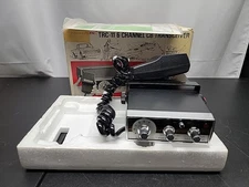 Vintage Realistic TRC-11 Mini-6B  6 Channel 2 Way CB Radio 21-141 