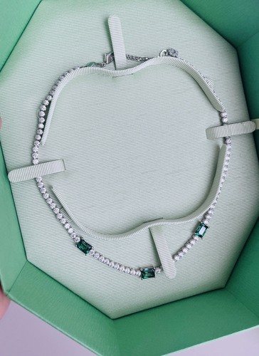 Neu echt SWAROVSKI funkelnd grün weiß Matrix Tennis Halskette 5666168 - Bild 7 von 8