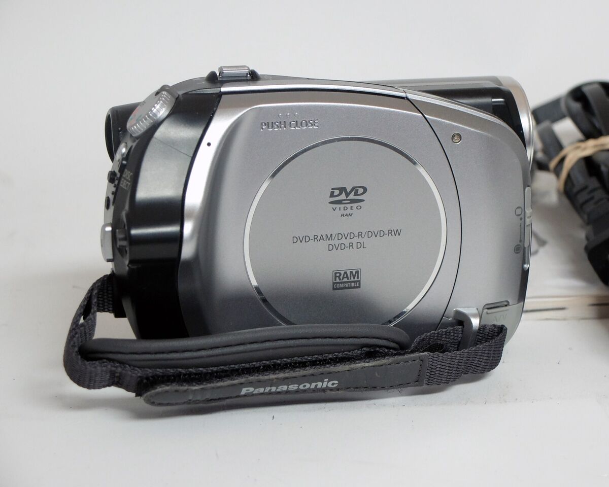 Panasonic DVD Video Camera VDR-D50C NTSC 42x Optical Zoom Panasonic DVD Video Camera VDR-D50C NTSC 42x Optical Zoom