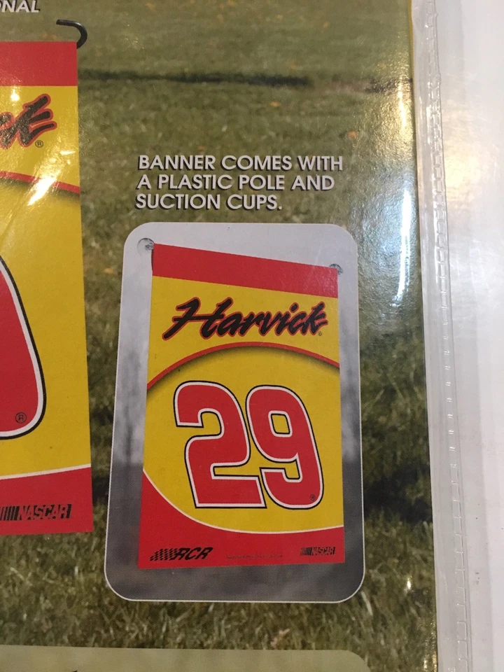 NASCAR Signature Edition 13 x 18 Kevin Harvick #29 2-Sided Garden and Yard Flag - Image 3 of 4