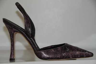 Chaussures Manolo Blahnik Carolyne Amebo Violettes Peau Autruche Taille 37