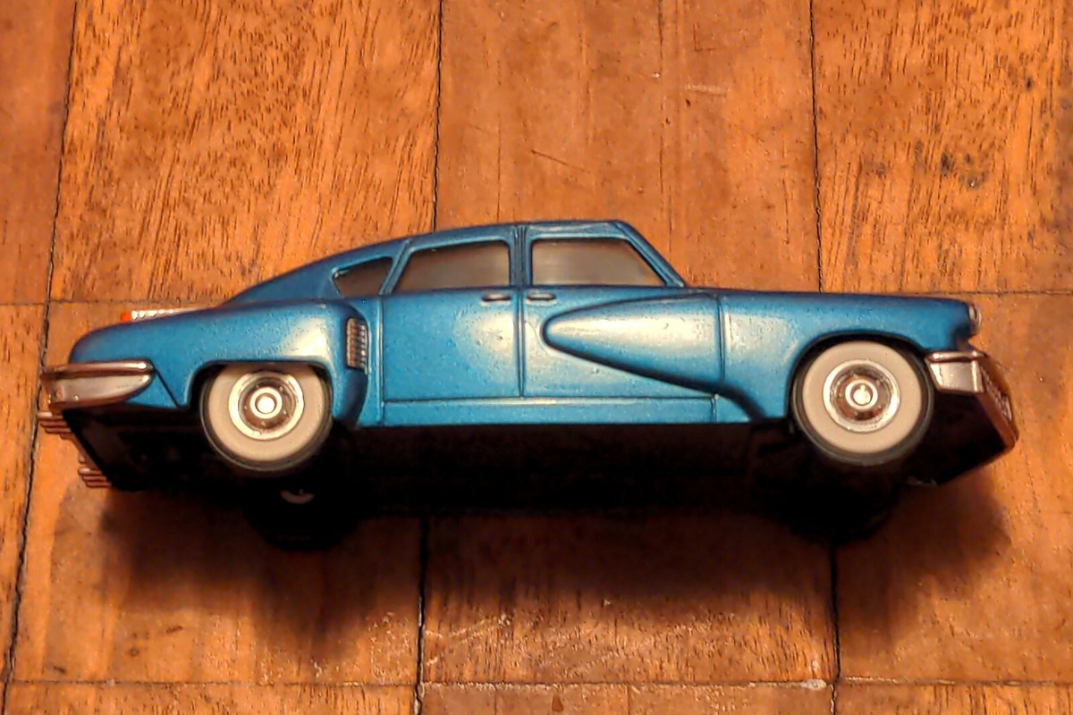 Vintage 1989 Matchbox DINKY 1948 TUCKER TORPEDO Classic Car DY11