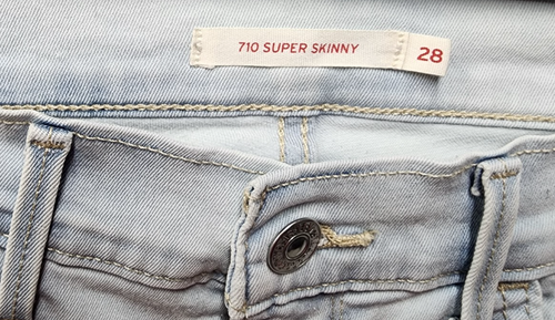 Levi's 710 Super Skinny Jeans Size 28 (26x28.5) VGUC!! Light wash!! - Picture 3 of 10
