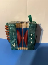 Hero Accordion