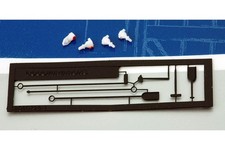 Dapol 2A-001-001 N Gauge Fire Irons and Hand Lamps