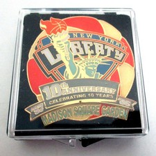 WNBA New York Liberty Pin, 10th Anniversary '97 - '06 Pin in Original Box; MSG