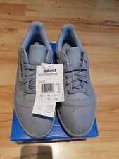 adidas calabasas grau