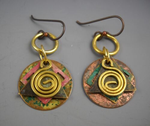 Upcycle Ohrringe gemischte Metalle Distressed Wahl von Niob oder Goldton Ohrdraht - Bild 2 von 9