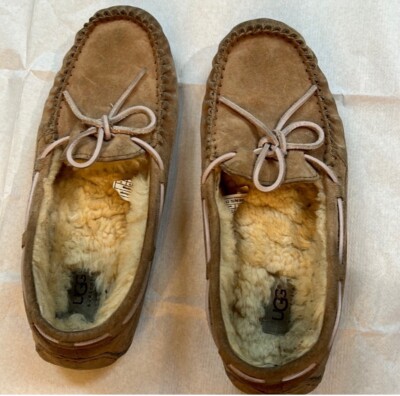 Ugg  Women’s Tan Loafers size 8 pre owned Exellent condition UGG moccasin loafers gold Leather Size EU 39 / US 8 / UK 6,5  main image 2
