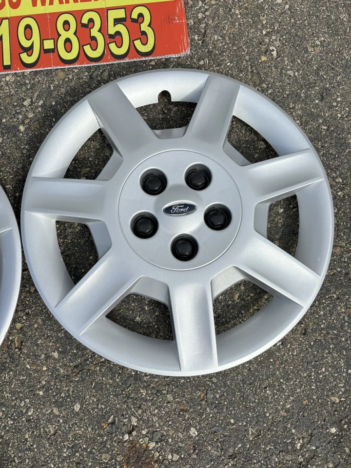 Ford Taurus 2005-07 16”2 tapacubos OEM atornillado reacondicionado uno 7043 p/n 5f1z1130aa Foto 3 de 4